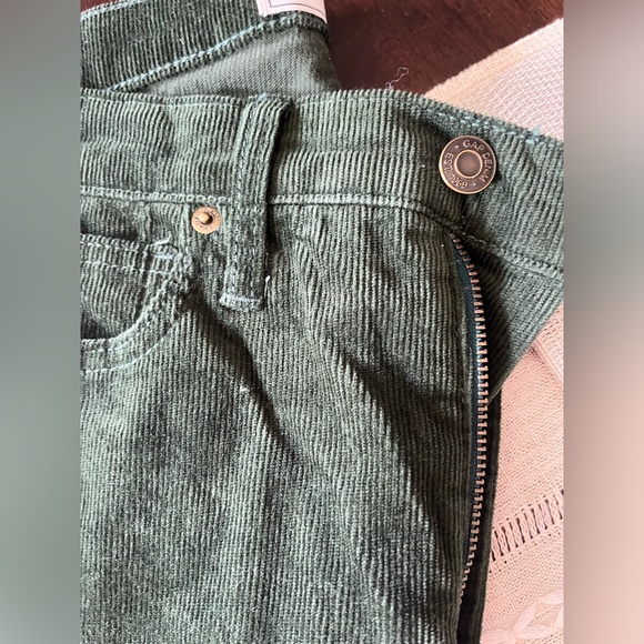Gap Corduroy - Picture 2 of 4